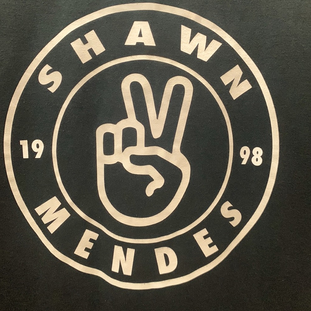Shawn Mendez Est. 1998 Peace BLK T-shirt Women’s Small